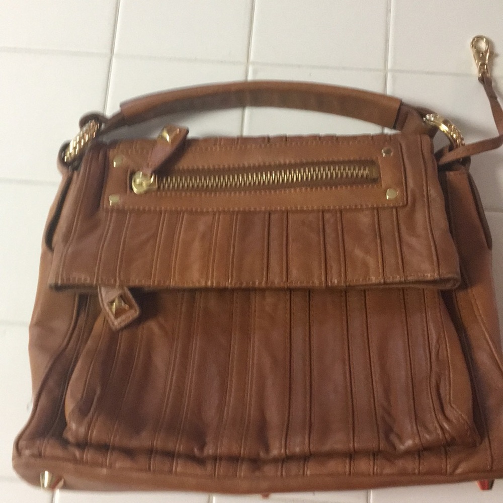 GEGUINE leather Betsey JONHSON. Beautiful and real